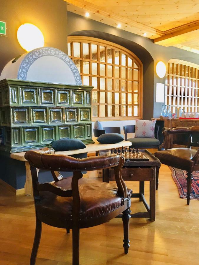 Meuble Garni Della Contea Hotel Бормио Екстериор снимка