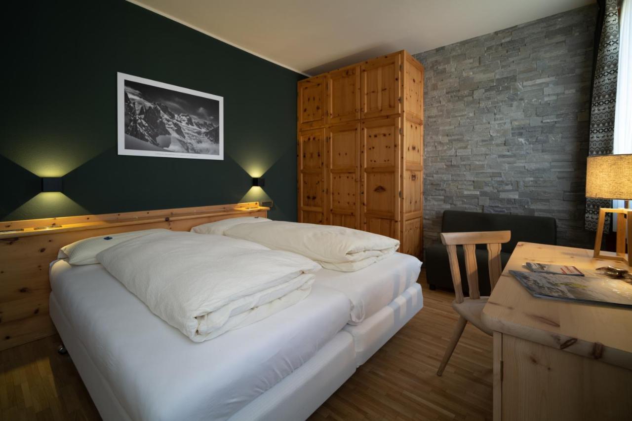 Meuble Garni Della Contea Hotel Бормио Екстериор снимка